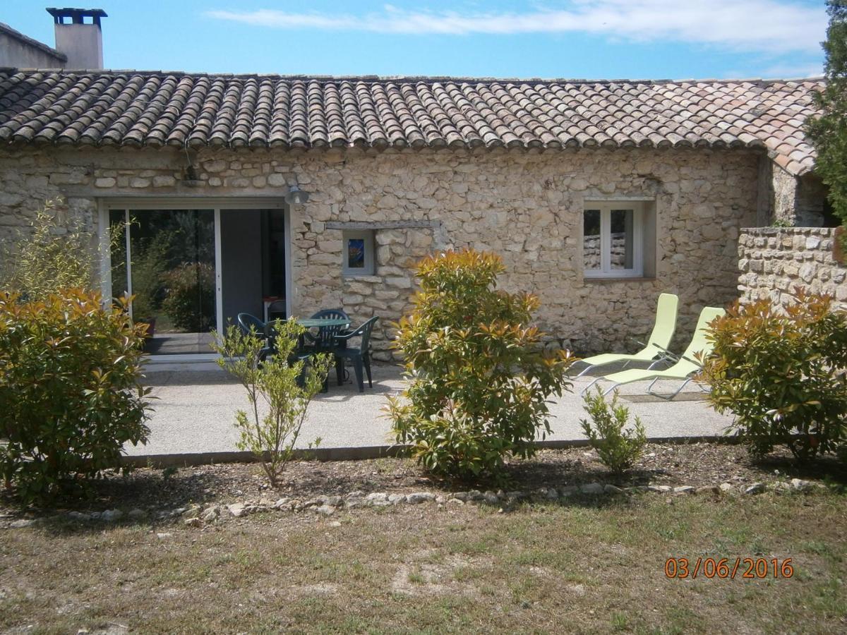 Les Conils - Gites Et Chambres D'Hotes Saint-Pierre-de-Vassols Exterior foto